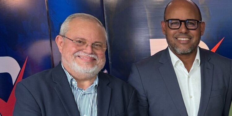 Alfonso Quinones y Francisco Tavares