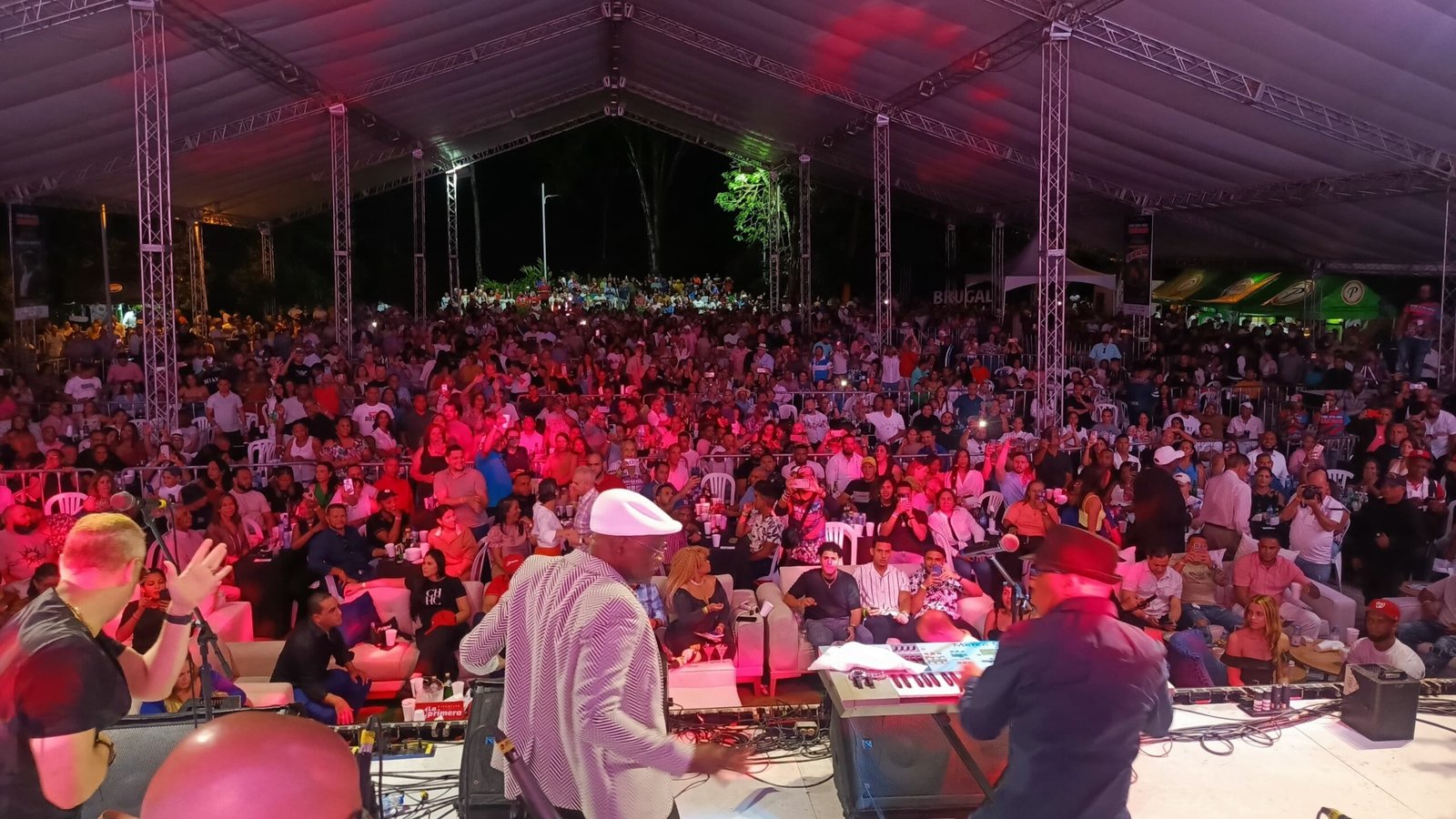 El Super Ultra Mega Merengazo Festival Mundial del Merengue de Jarabacoa constituye un acontecimiento artistico y cultural de trascendencia nacional e internacional scaled