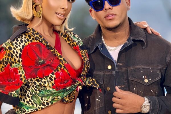 Luego del gran exito conseguido con Baila la artista haitiana cierra un exitoso 2025 con este nuevo lanzamiento