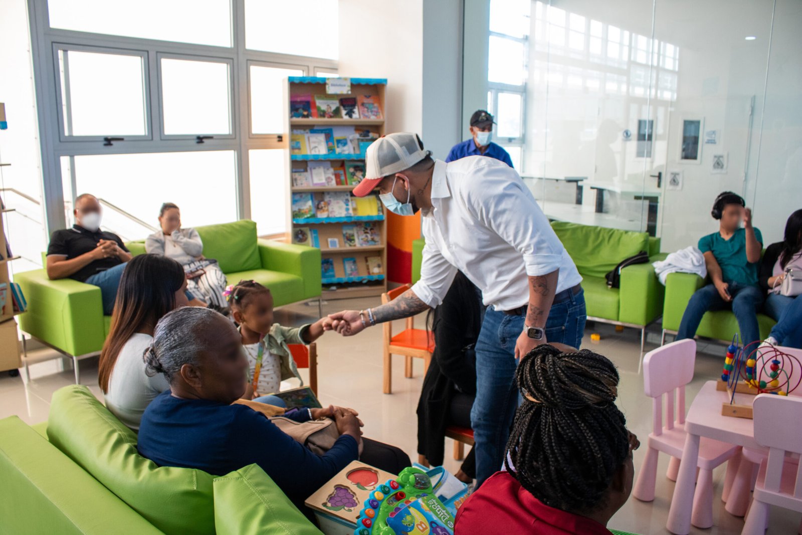 Lemar compartio con ninos en tratamiento oncologico y pacientes del area pediatrica scaled
