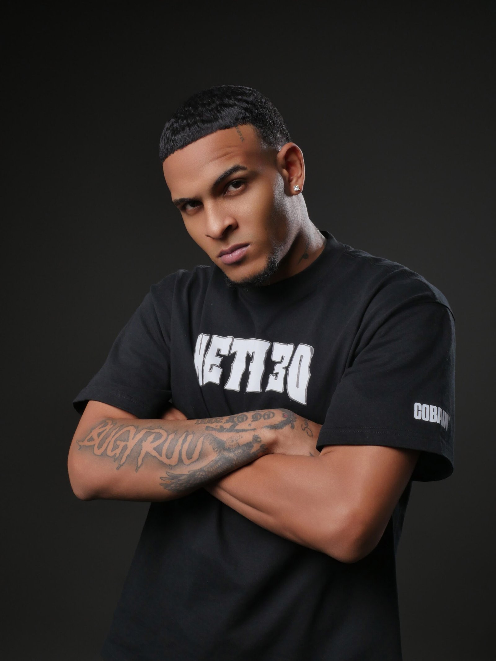 Artista Dougland scaled