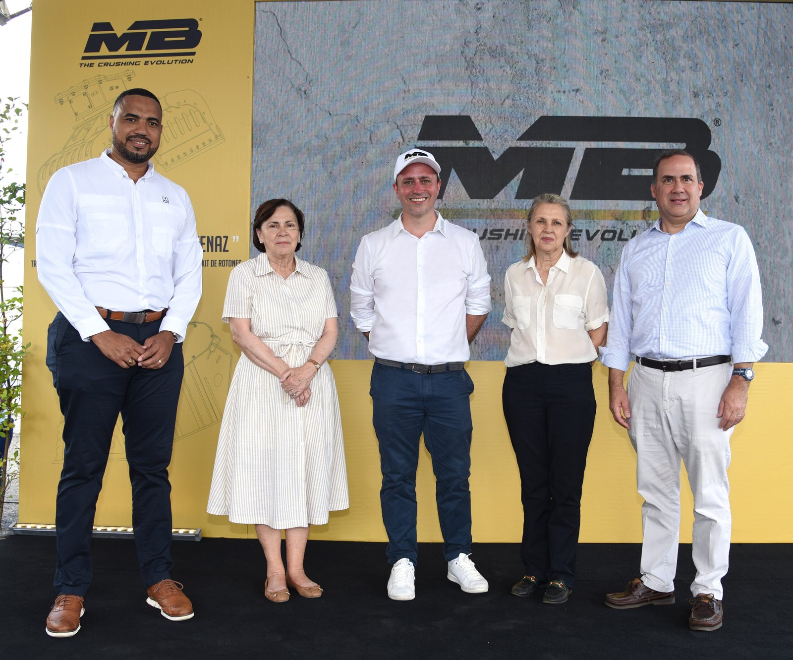 Principal Stalin Perez Georgia Reid Alejandro Rocco Clara Reid y Donald Pimentel scaled