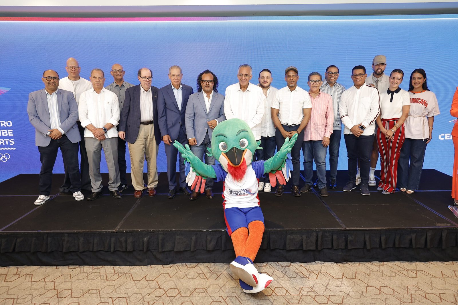 Parte del equipo de produccion de inauguracion JC 2 scaled